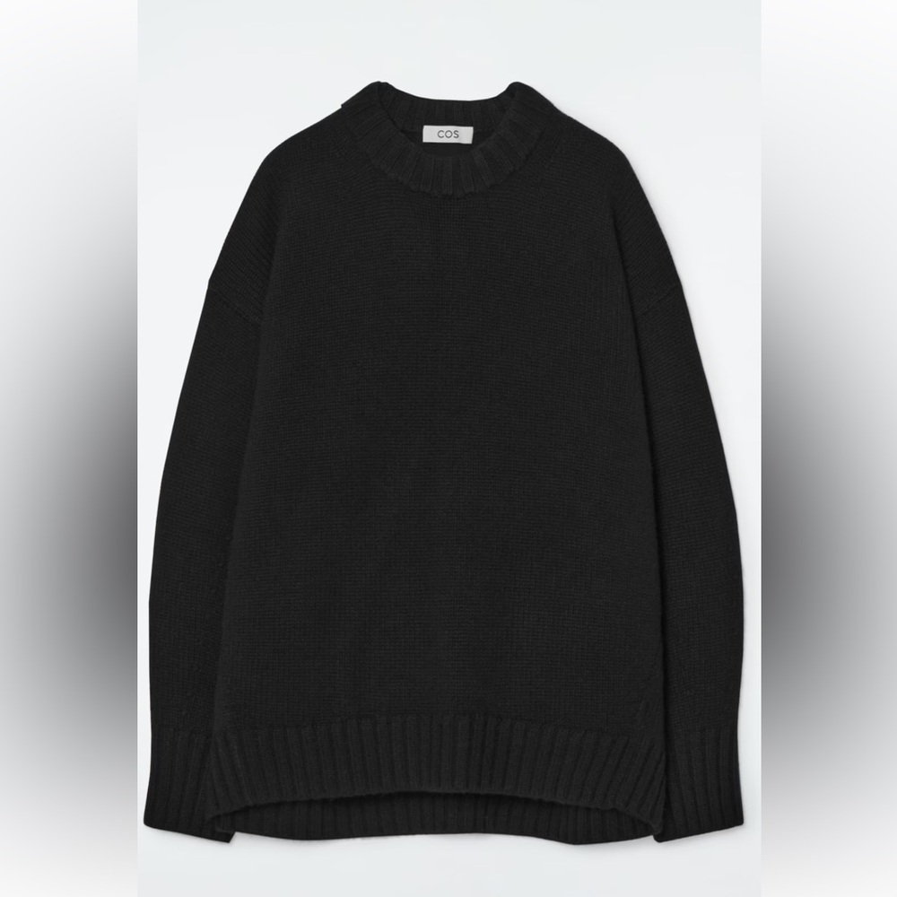 Cos black chunky cashmere sweater size M